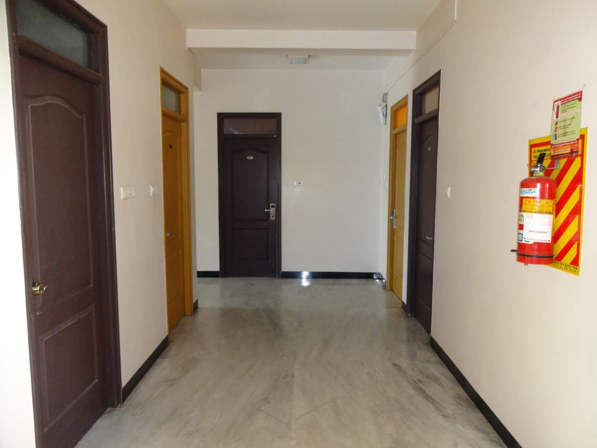 Hotel Grand Palace Kojambuttúr Kültér fotó