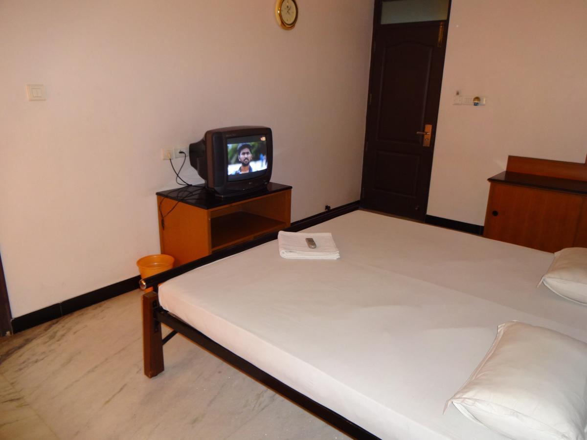 Hotel Grand Palace Kojambuttúr Kültér fotó